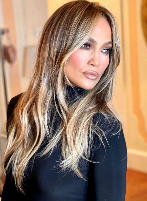 Jennifer Lopez bikinisiyle poz verdi hayranları yaşını sorguladı! "54 yaşında olamazsın" - Resim: 5