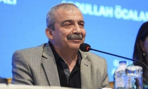 Ünlülerden Sırrı Süreyya Önder'e veda: Çok erken gittin abi - Resim: 9