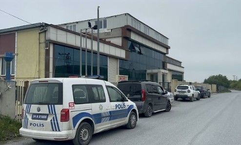 Arnavutköy'de fabrika sahibine kanlı infaz! Ofis kana bulandı... - Resim: 2