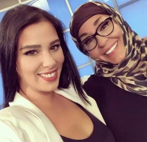 Yeşilçam'ın güzeller güzeli yıldızı Necla Nazır'ın kızı Tuğçe Tayfur son halini paylaştı! Necla Nazır'ı görenler bakın ne dedi! - Resim: 6