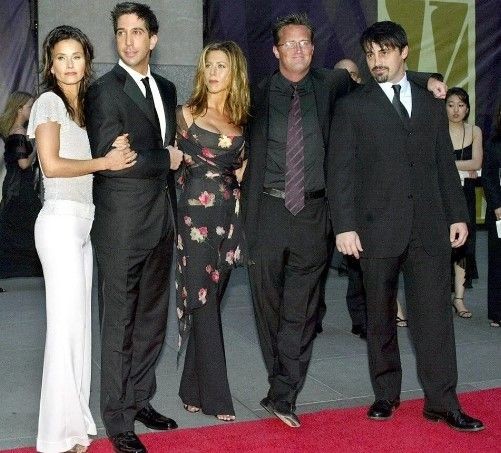 Friends'in Chandler Bing'i Matthew Perry'nin ölümünün ardından son anlarına ilişkin detaylar ortaya çıktı - Resim: 2