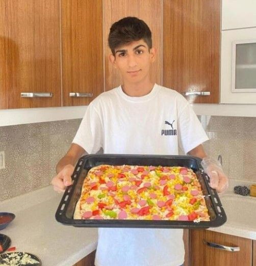 Taha Duymaz'ın ölüm haberi kahretmişti! Arkadaşı Ragıp Narin Taha'nın ölmeden bir gün önce söylediklerini anlattı... Ablasının son paylaşımı boğazları düğümledi - Resim: 22
