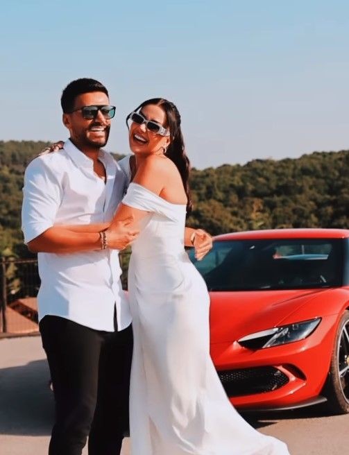 Dilan Polat Instagram hesabını açtı! İlk paylaşımı eşi Engin Polat ile 17 yıl önceki fotoğraf karesi oldu, ikisini de kimse tanıyamadı - Resim: 15