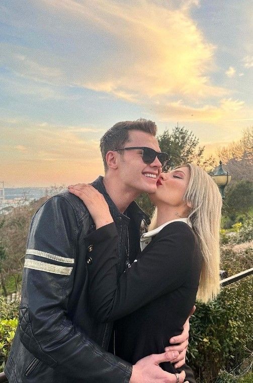 Rekor kırdılar! Kısmetse Olur'dan sessiz sedasız diskalifiye edilen Aybüke Çangal Tolga Kandemir çiftinden açıklama! 'Sevgilimin gururu kırılıyordu...' - Resim: 10