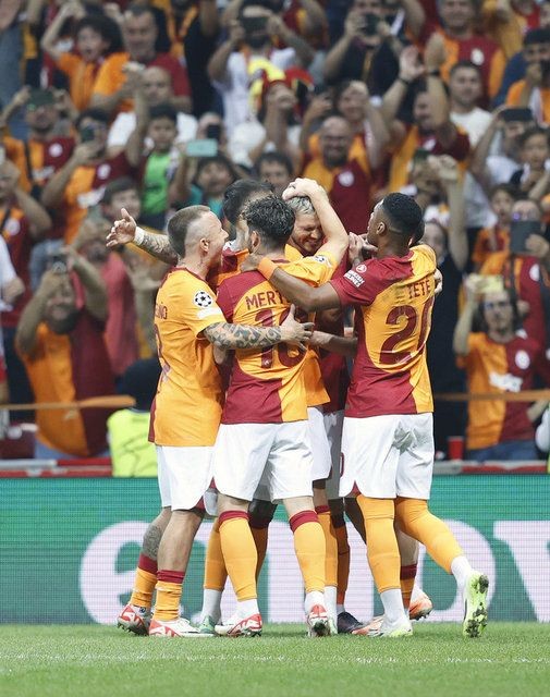 Molde'yi 2-1'le geçen Galatasaray Şampiyonlar Ligi'ne yenilgisiz kaldı! - Resim: 8
