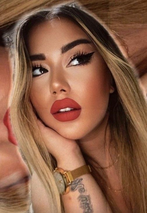 Genç şarkıcının rezidansta korkunç ölümü! 7. kattan mazgalın içine çakıldı - Resim: 3