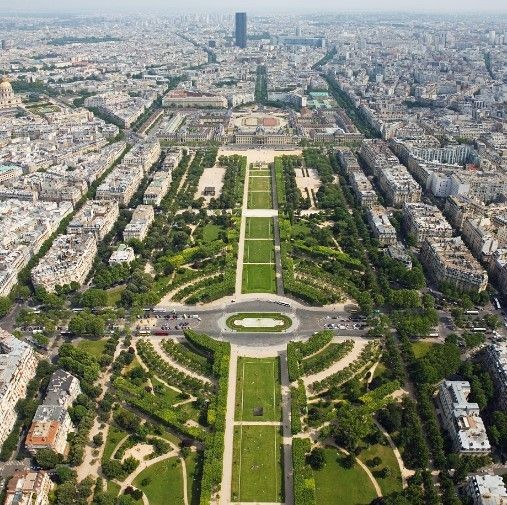 Paris'in kan donduran yanı! Eyfeli Kulesi'nde Meksikalı genç kadına 5 kişi tecavüz etti! - Resim: 7