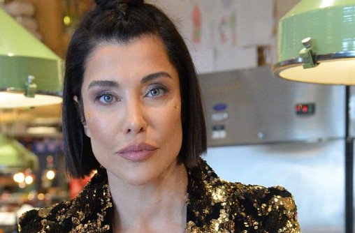 Dilan Polat'ın kayınvalidesi Şükran Polat o yoruma dayanamadı! "Sen git yamuk suratını düzelt" - Resim: 11