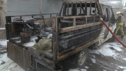Tuzla'da kazı çalışmasında doğal gaz borusu patladı! Yaralı var - Resim: 4