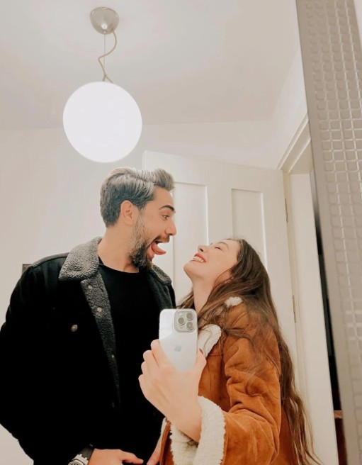 Neslihan Atagül eşi Kadir Doğulu ile tatiline tam gaz devam ediyor! Yatak pozunu paylaşan güzel oyuncu o ayrıntıyı da kareye ekledi - Resim: 17