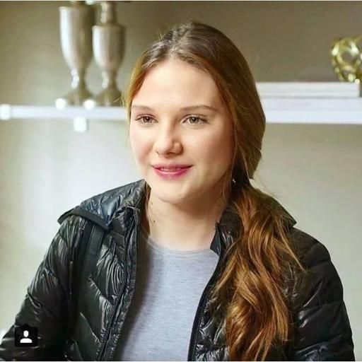 Alina Boz'dan ses getiren havuz paylaşımları: Su güzeli - Resim: 1