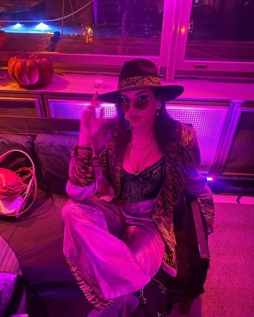 Defne Samyeli'nin dünyalar güzeli kızı Derin Talu Instagram pozları ile ortalığı yaktı geçti - Resim: 11