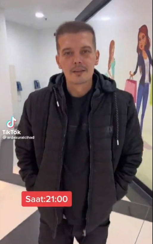 Uzun bir süre zor zamanlar geçiren yerli Leonardo Di Caprio Arda Kural sahalara geri döndü: Arda Kural yeni imajıyla beğeni topladı - Resim: 3