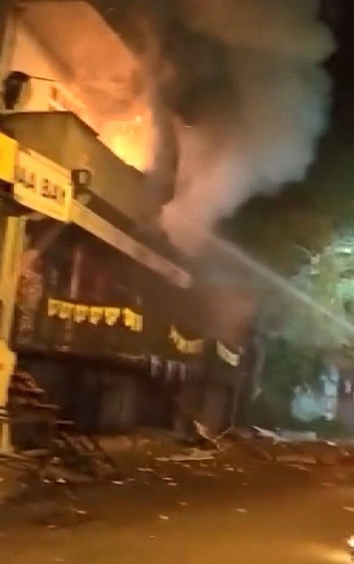 Avcılar'da ev sahibine kızan kiracı oturduğu daireyi yaktı - Resim: 2