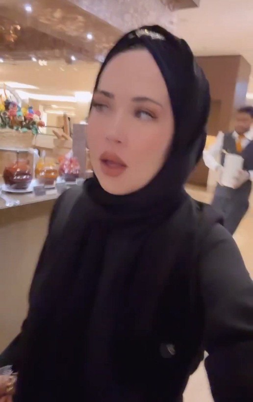 Ünlü fenomen Dilan Polat Instagram hesabı üzerinden Umre açıklamasında bulundu: Ne fotoğraflar ne linkler gördük! - Resim: 9