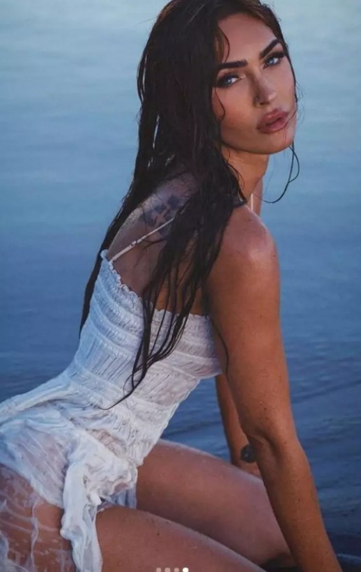 Megan Fox yine seksiliğiyle olay oldu! - Resim: 9