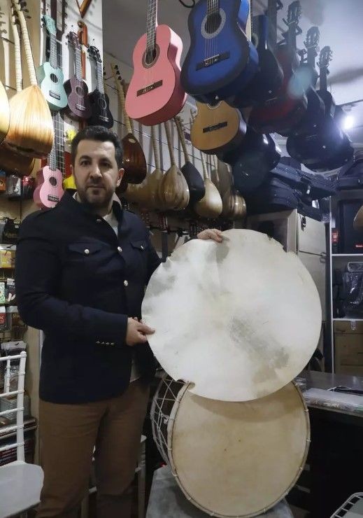 Dükkana akın etmelerinin sebebi ortaya çıktı! 200 TL'ye alıp 20 milyon liraya satıyorlar! İlanlar doldu taştı - Resim: 8
