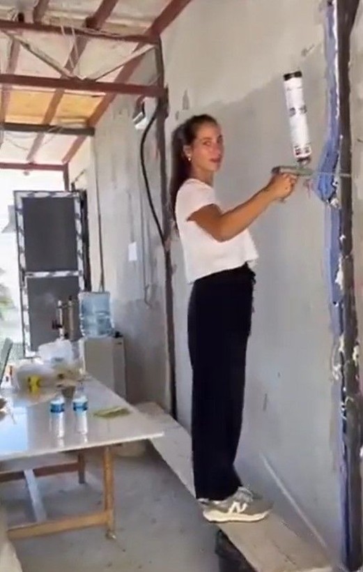 Gözümüzün önünde büyüyen Zehra işe başladı! Hülya Avşar ve Kaya Çilingiroğlu'nun kızları Zehra Çilingiroğlu şantiye şantiye geziyor - Resim: 10