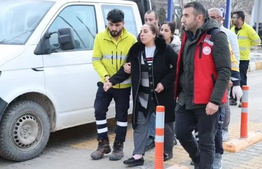 Erzincan'da maden faciası| İşçiler saatler önce 'çökecek' diye uyarmış! Eşiyle son telefonu... - Resim: 6