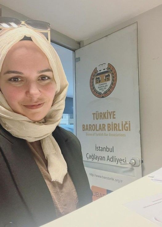 Avukata ahlaksız teklif: Benimle yatarsan sana paranı veririm - Resim: 11