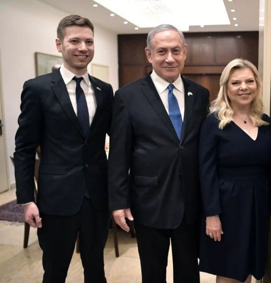 İsrailliler Hamas ile savaşmak için ülkesine dönüyor! Netanyahu'nun oğlu Yair ABD'de tatilde! İsraillier tepkili: Başbakanın oğlu nerede? - Resim: 4