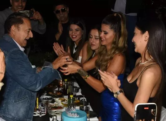 Kendisinden 40 yaş küçük sevgilisiyle ayrılan Mehmet Ali Erbil'den bomba itiraflar! Reddedildi mi? - Resim: 9