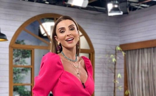 Ünlü manken Özge Ulusoy'un son halini görenler tanıyamadı! "Bir insan kendine neden bunu yapar?" - Resim: 8