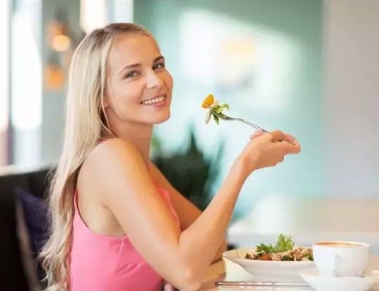 Zayıflamak isteyenler dikkat! Yemek saatinin etkisi kanıtlandı: İşte en işe yarayan saatler - Resim: 7