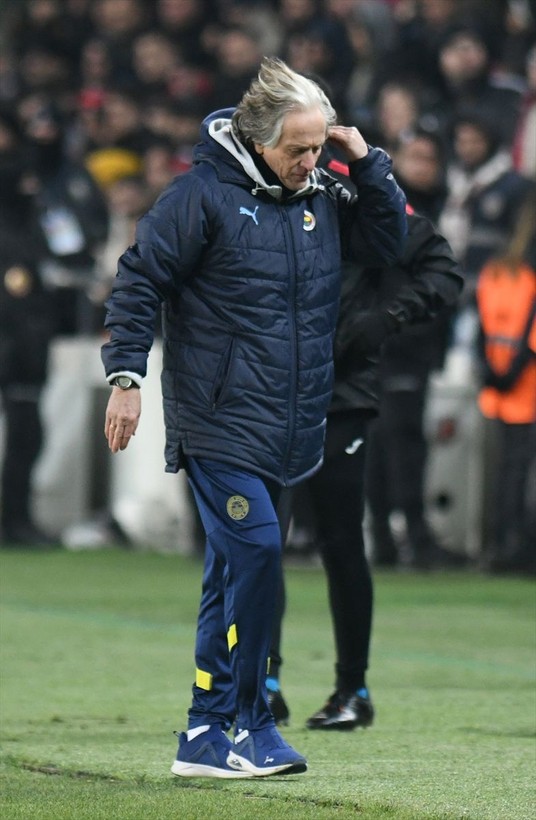 Fenerbahçe Teknik Direktörü Jorge Jesus'tan flaş öneri! "Şampiyonluk için 4 takım play-off oynamalı" - Resim: 3