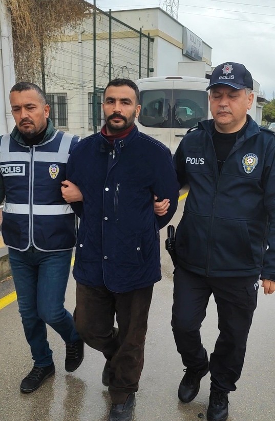 Fahiş kira bedeli uyguladığı için gözaltına alındığı iddia edilmişti ev sahibi sessizliğini bozdu - Resim: 1