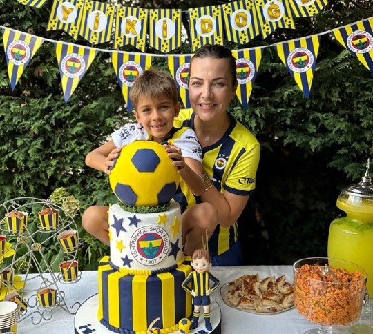 Burcu Kara oğlunun rahatsızlığı hakkında konuştu! "Doktorlar tümör dedi" - Resim: 10