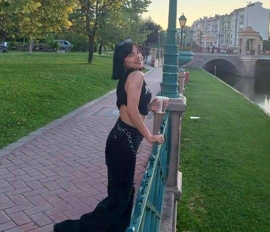 Eskişehir'de tüyler ürperten vahşet! Tuğçe Can evinden çıkarken boğazından kesilerek öldürüldü - Resim: 1