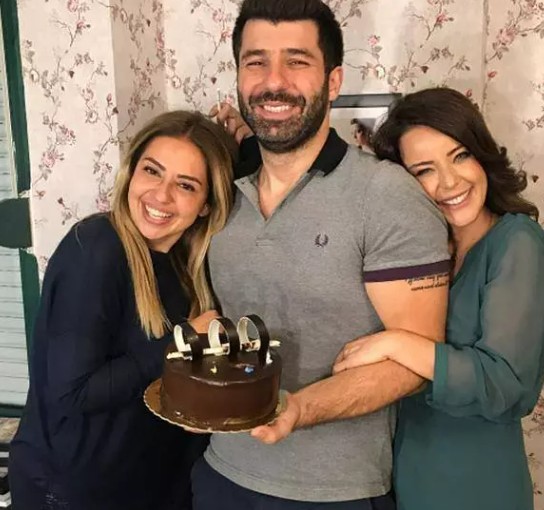 "Var Mısın Yok Musun?" yarışmasıyla ünlenen Nursel Ergin Murat Akyer ile olan evliliğini bitirdi! Engin boşandıklarını bakın nasıl duyurdu - Resim: 3