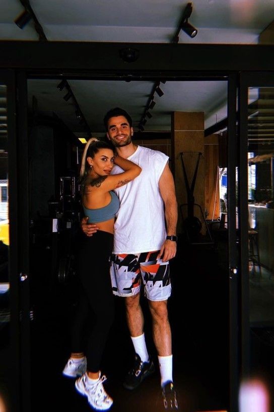 36'lık İrem Derici aşka geldi! 7 yaş küçük aşkı Atakan Işıktutan ile ilgili bomba itiraf! 5 gün antrenman yapıp yıkanmasın... - Resim: 16