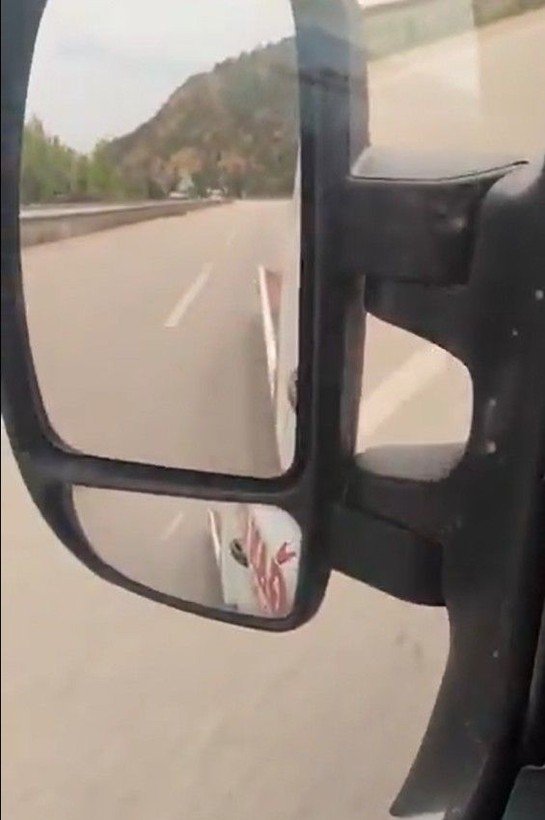 9 bin TL ceza yiyen vatandaş, yolda sürekli değişen hız tabelalarına isyan etti - Resim: 4