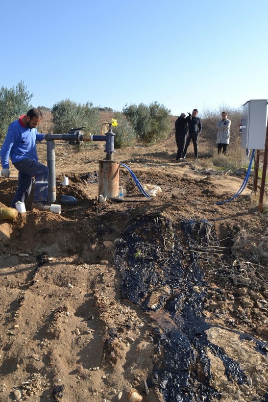 Gabar Dağı'nda 150 milyon varillik petrol keşfinin ardından Manisa Salihli'de kazılan sondaj kuyusundan çıkan siyah sıvı heyecanlandırdı - Resim: 9