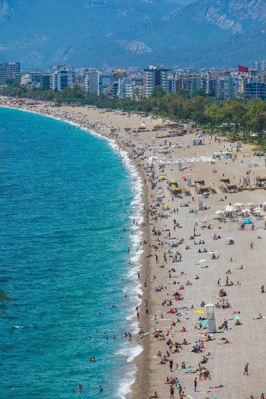 Yer: Antalya! Sahilde bir yıllık ev kirasına loca! Aylık 75 bin lira - Resim: 2