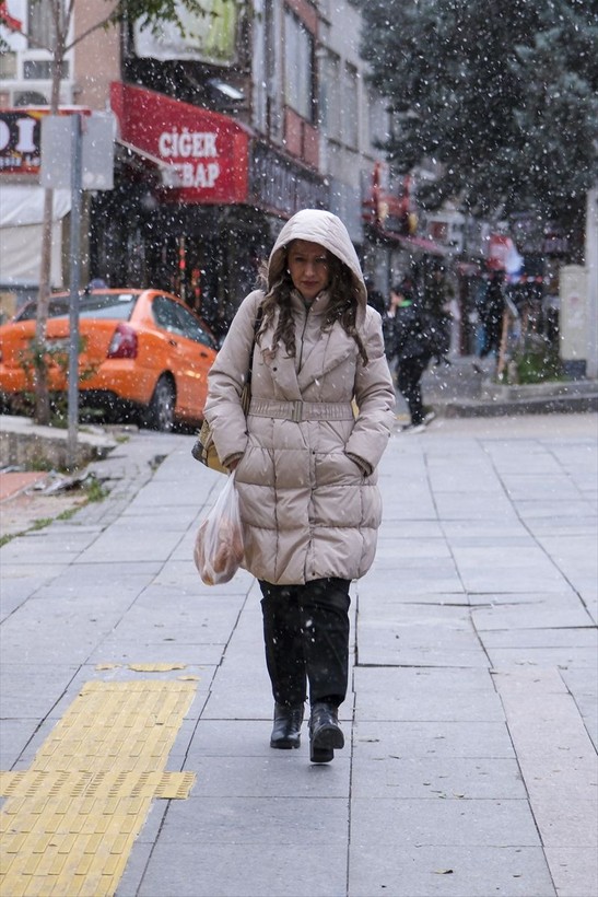Başkent Ankara beyaz masalı yaşıyor! Yurt genelinden kar manzaraları ❄️☃️🧤 - Resim: 64