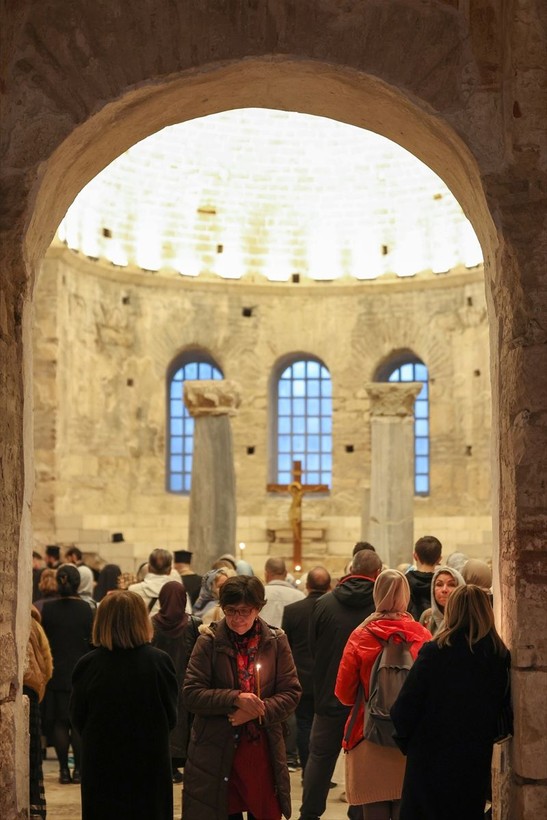 Antalya'da 'Noel Baba' için Kilise'de ayin düzenlendi - Resim: 11