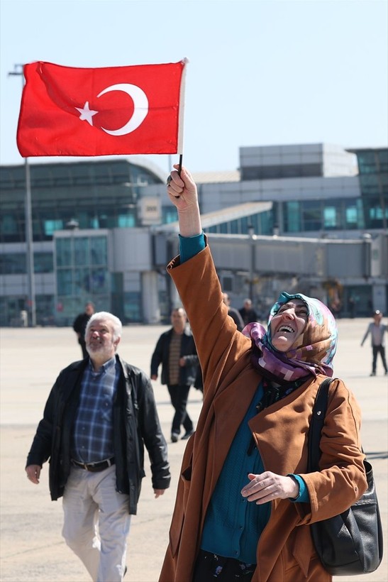 Seçime bir hafta kala AK Parti'den dev gövde gösterisi! Yüz binler "Yeniden Büyük İstanbul Mitingi" için alanda - Resim: 46