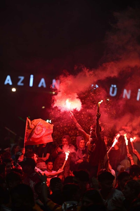 Ağrı'dan Tekirdağ'a şampiyonluk kutlaması! Yurdun dört bir yanında Galatasaraylı taraftardan kutlama - Resim: 33