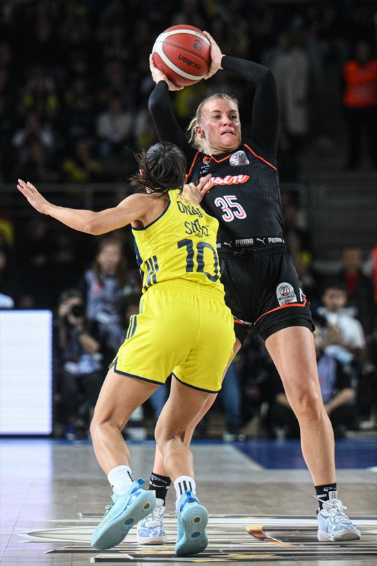 Cumhurbaşkanlığı Kupası'nı Fenerbahçe Opet kazandı - Resim: 2