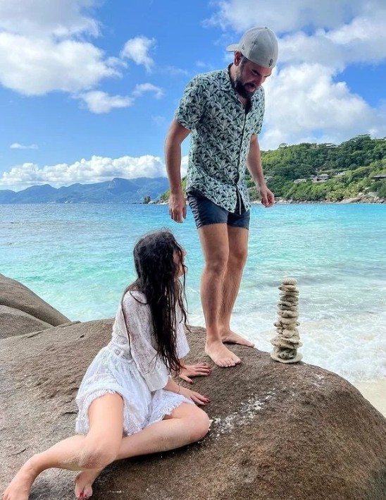 Kadir Doğulu'nun ismi 'S' harfiyle başlayan bir kadınla sarmaş dolaş halleri çok konuşulmuştu! Kadının kim olduğu belli oldu mu? - Resim: 8
