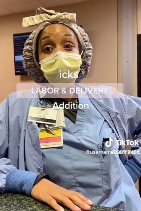 Tiktok'taki bir meydan okumaya katılan hemşireler hastalarla dalga geçince tepki yağdı - Resim: 2