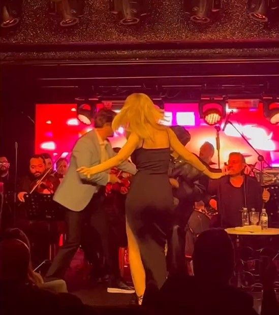 'Prestij Meselesi' filminin galasına Hande Sarıoğlu'nun kalça dansı damga vurdu - Resim: 3