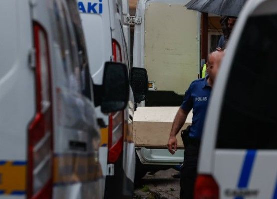 İzmir'de kasap katil! 4 kişiyi 160 parçaya bölen cani ağaç kavuğunda saklanmış! Saparmurat Haliyev’in ifadesi tüyler ürpertti - Resim: 36