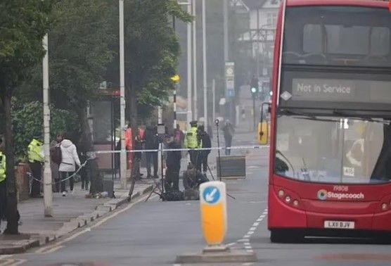 Londra'da kılıçlı saldırgan çocuğu öldürüp yardıma gelenin boğazını kesmişti! Görgü tanıklarından tüyler ürperten açıklama - Resim: 4