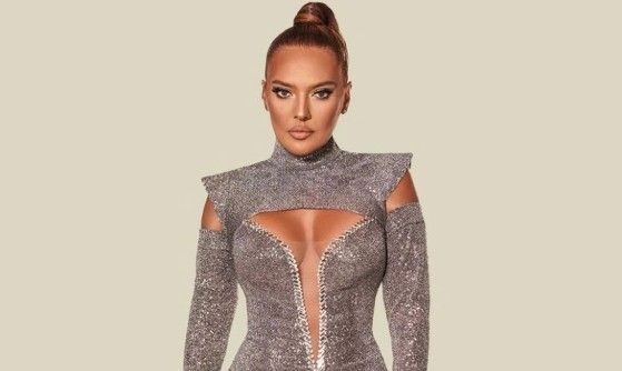 Demet Akalın konser öncesi talihsiz bir kaza geçirdi: İyi ki kopmadı - Resim: 3
