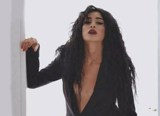 Şarkıcı ve model Seçil Çiftçi sevgilisini öldürüp babasıyla ormana attı! Sosyal medya paylaşımları yakalattı! - Resim: 3