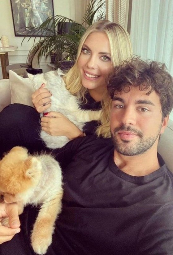 Müjdeli haber geldi! Eda Ece anne oluyor! Bebeği kaç aylık? İşte detaylar... - Resim: 6